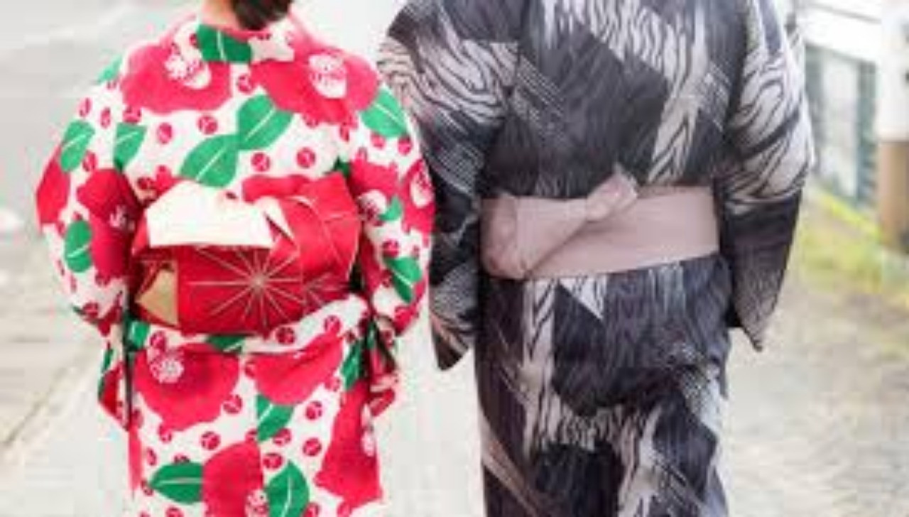 京都でカップルにおすすめの着物レンタル￥３９００～
